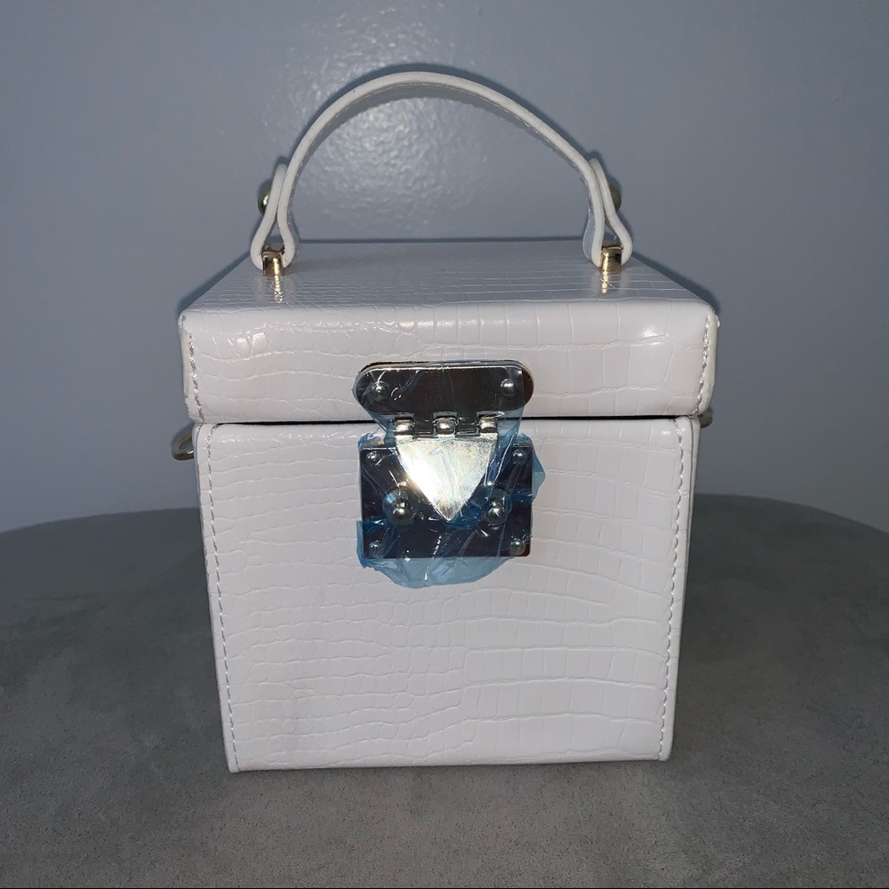 Box purse’s - Picture 4 of 5